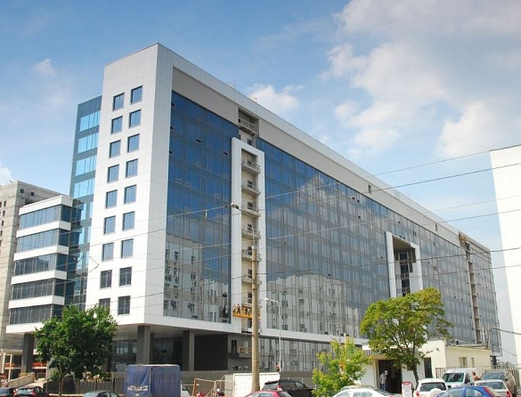 Multifunctional hotel and business complex